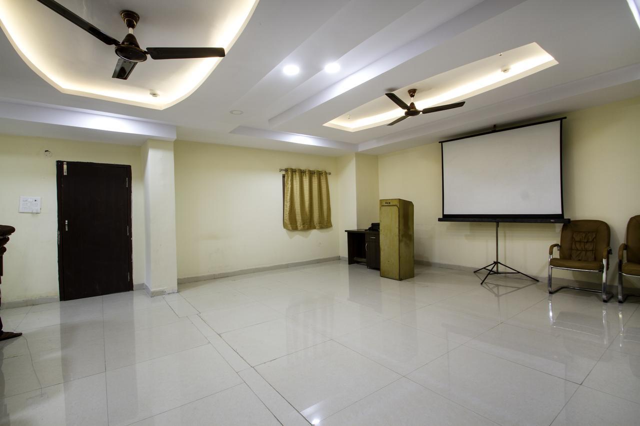 Hotel Super Collection O Lotus Grand Near Secunderabad Railway Station Esterno foto
